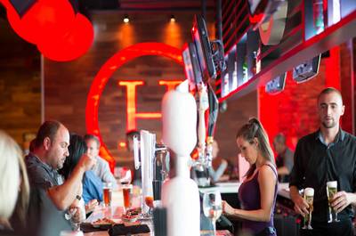 Bar