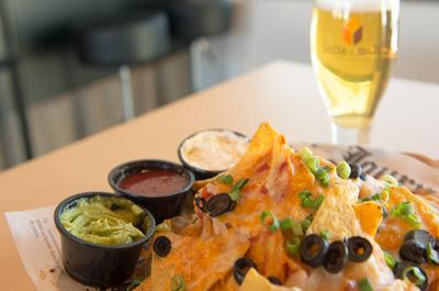 Nachos   © Microbrasserie la boîte à malt