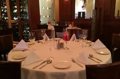 Restaurant   © J.Duguay