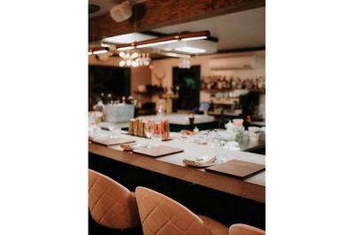 Bar   © Sara Megan Photographe
