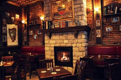 Foyer   © McKibbin's Irish Pub (Plateau)