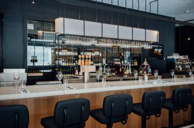 Bar et cellier   © A.Slattery