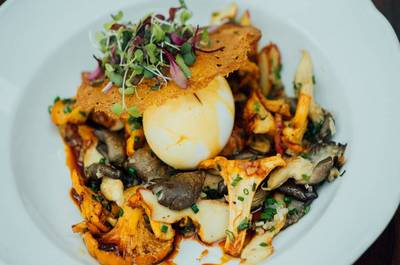 Poêlée de champignons et oeuf mollet   © A.Slattery