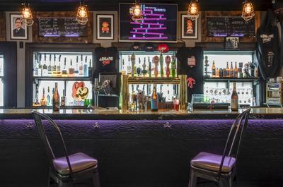 Le bar   © S.Veilleux