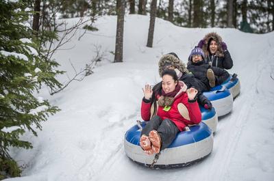 Glissades sur tube   © J.Vigneux