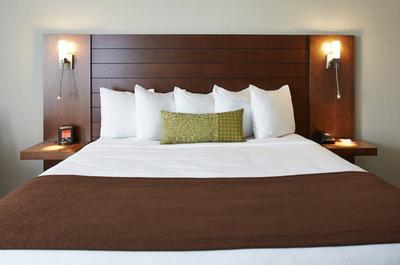 Chambre exécutive   © Hôtel Quality Inn Rouyn-Noranda