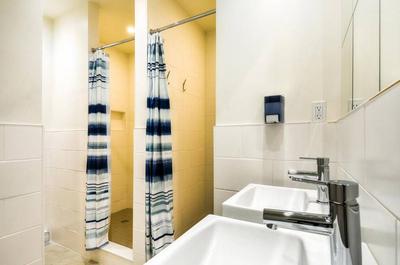 Salle de bains   © A. Thibault