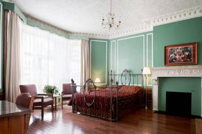 Chambre spacieuse
