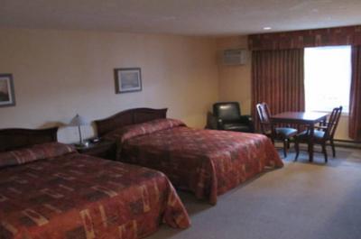 Chambres spacieuses à 2 lits queen