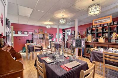 Salle à manger et mini musée   © C.Jobin Turner imagerie