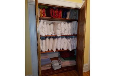 Armoire à oreillers   © Gîte Les Trois Érables
