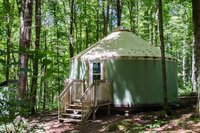 La hutte   © Camp Garagona