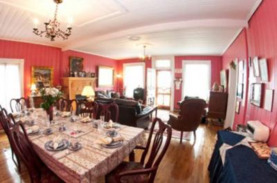 Salle à diner   © Gîte la Maison Hovington