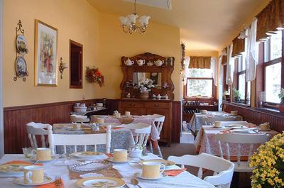 Salle petit déjeuner