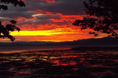 Coucher de soleil d'automne   © Motel Cap Blanc