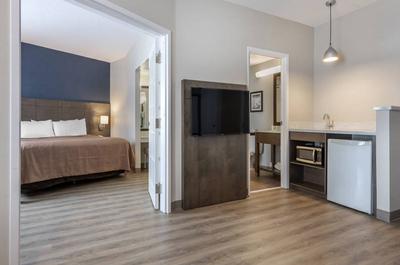 Suite   © Choice Hotels Canada