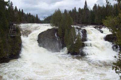 Chute du Grand Sault   © Terfa