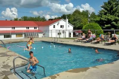 Piscine et jeux d'eau