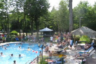 Piscine le jour affluence