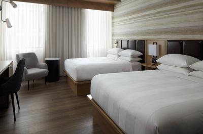 Chambre à 2 lits Queen   © Marriott Québec Centre-Ville
