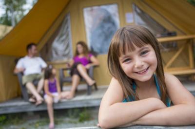 Prêt à camper en Huttopia