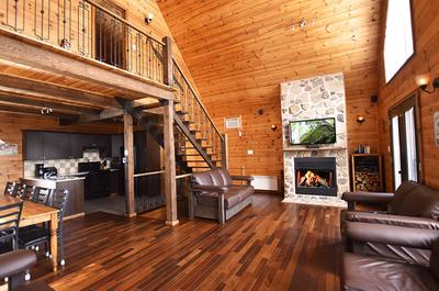 Salon chalet le Harfang   © Chalets Évasion