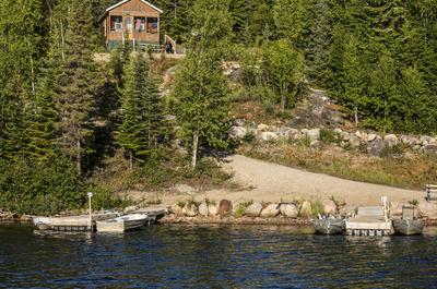 Chalet avec vue sur le lac   © Pourvoiries Essipit