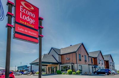 ECONO LODGE INN & SUITES