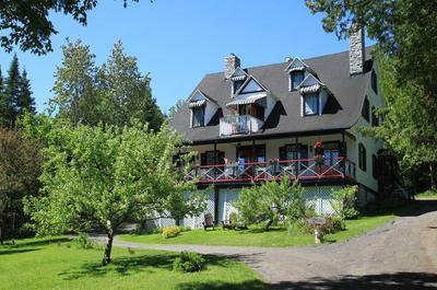 AUBERGE LA CHÂTELAINE