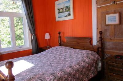Chambre 3 avec lit queen
