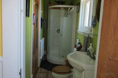 Salle de bain partagée